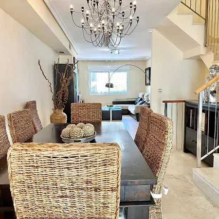 El Arenal Townhouse By The With Swimming Pool - Eaw Homes