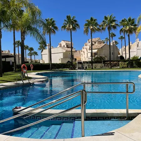 El Arenal Townhouse By The With Swimming Pool - Eaw Homes