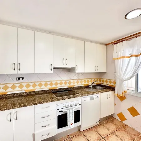 El Arenal Townhouse By The With Swimming Pool - Eaw Homes Holiday home