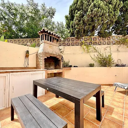 El Arenal Townhouse By The With Swimming Pool - Eaw Homes Holiday home *