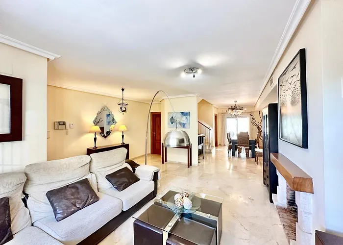 El Arenal Townhouse By The With Swimming Pool - Eaw Homes Tatil Evi