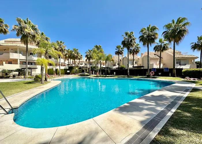 El Arenal Townhouse By The With Swimming Pool - Eaw Homes * Marbella