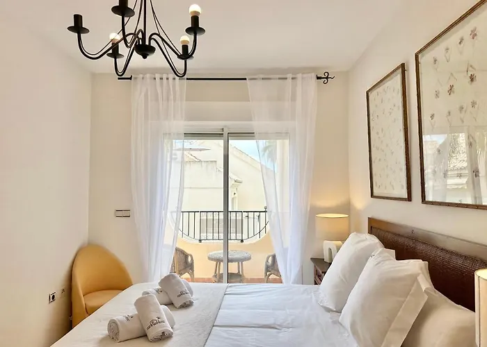 El Arenal Townhouse By The With Swimming Pool - Eaw Homes * Marbella